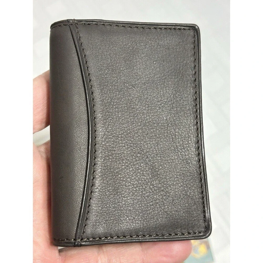 NEW! FOSSIL Bag Co. Mens Brown Leather BI-Fold Deluxe Credit Card Wallet belt